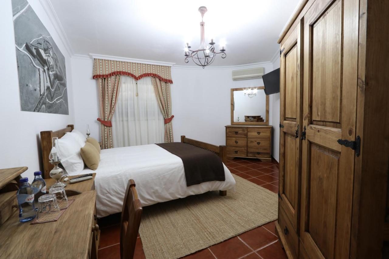Monte Da Graca Bed & Breakfast Елвас Екстериор снимка